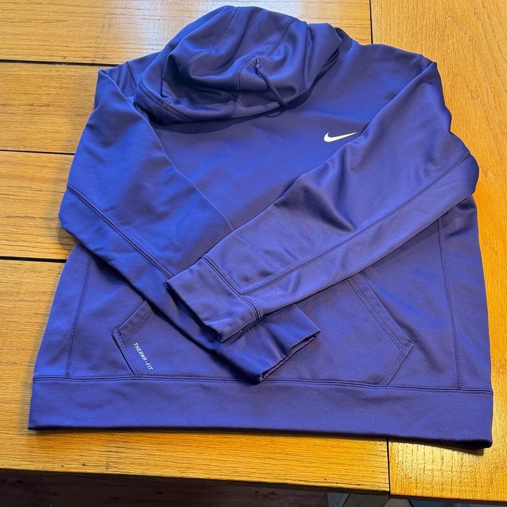 Nike Therma-Fit Hoodie Men’s Large Purple Athletic Training Pullover Sweatshirt